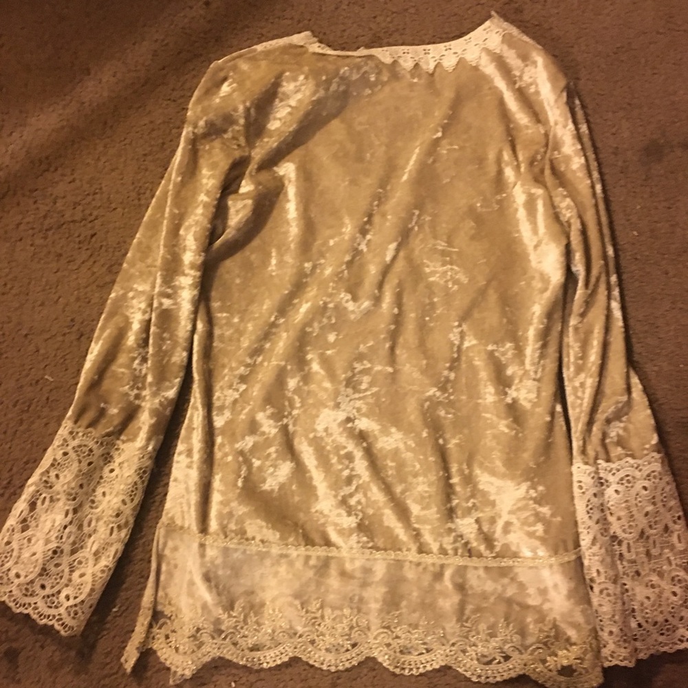 Woman’s clothing